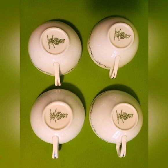 Royal Doulton Coronet Ivory English Bone China Tea Cups - set of 4 - Picture 2 of 4